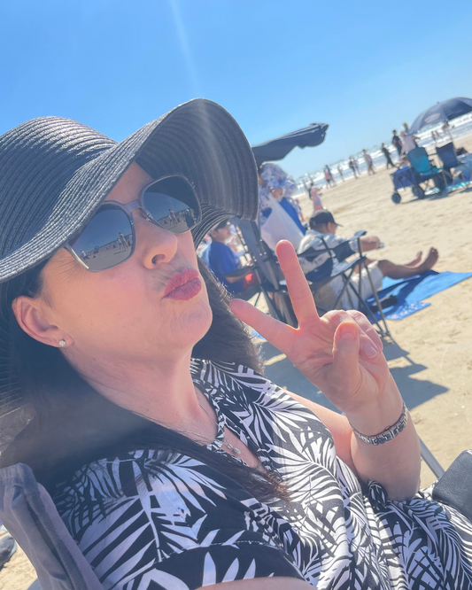 SUNVIBE Milan Sunglasses Customer Pics #1 Vicki - Gold Coast AUSTRALIA